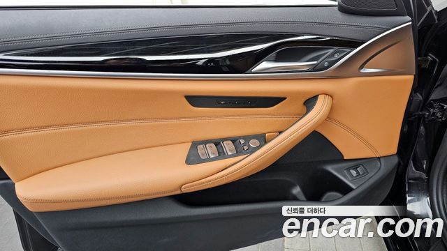 BMW 5 Series (G30) 520i Luxury 2022 — фото 24