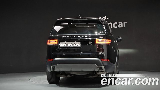Land Rover Discovery 5 2.0 SD4 SE 2018 — фото 4