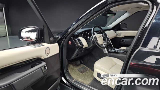 Land Rover Discovery 5 2.0 SD4 SE 2018 — фото 11