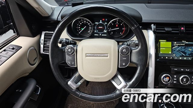 Land Rover Discovery 5 2.0 SD4 SE 2018 — фото 13