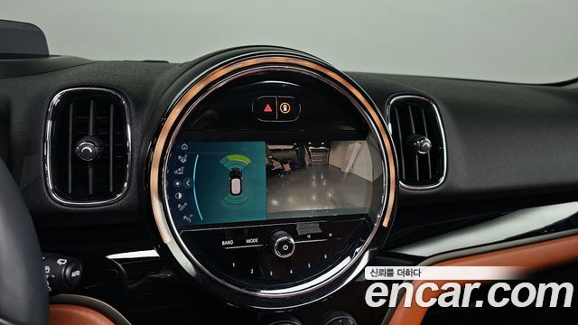 MINI Cooper S Countryman ALL4 Classic 2nd 2022 — фото 33