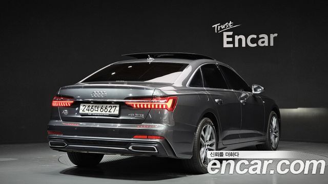 Audi A6 (C8) 45 TFSI Quattro Premium 2022 — фото 2