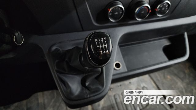 Renault Korea Master 2.3 Van L 2020 — фото 7