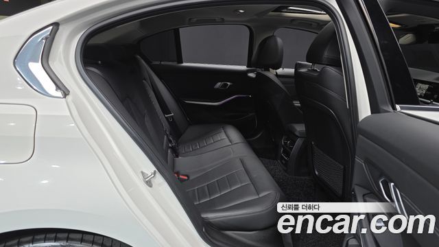 BMW 3 Series (G20) 320d Luxury 2022 — фото 12