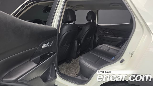 KG Mobility (SsangYong) Beautiful Korando Gasoline 1.5 2WD C5 Plus 2022 — фото 17