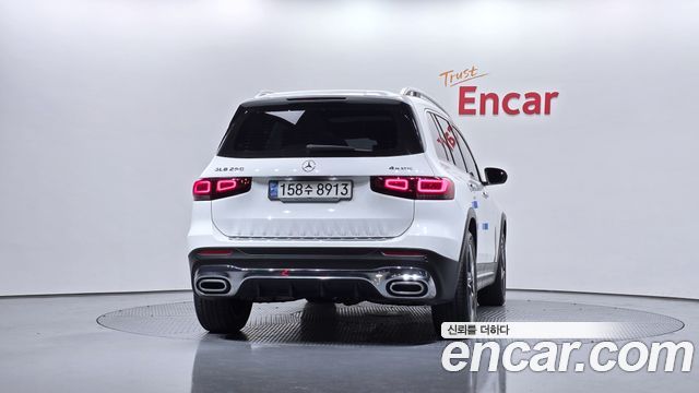 Mercedes-Benz GLB-Class (X247) GLB250 4MATIC 2021 — фото 4
