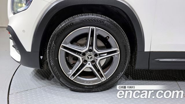 Mercedes-Benz GLB-Class (X247) GLB250 4MATIC 2021 — фото 5