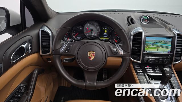 Porsche Cayenne 4.8 GTS 958 2013 — фото 13