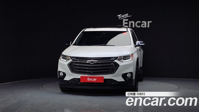 Chevrolet Traverse 3.6 AWD Redline 2021 — фото 3