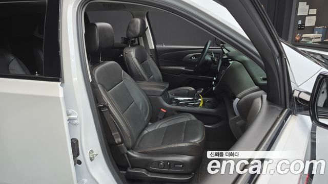 Chevrolet Traverse 3.6 AWD Redline 2021 — фото 12