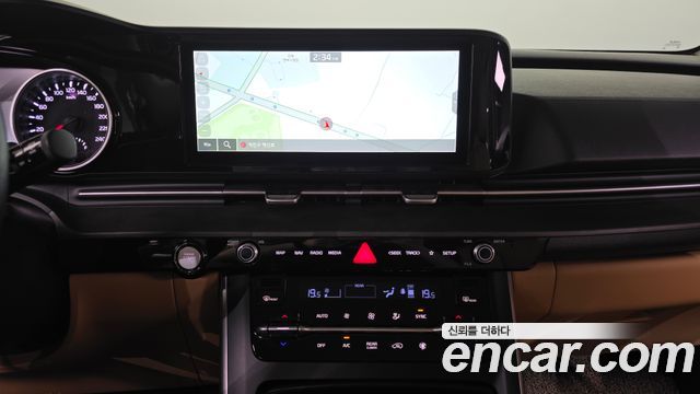 Kia Carnival (IV) Diesel 9-Seater Prestige 2022 — фото 15