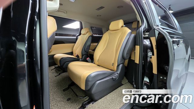 Kia Carnival (IV) Diesel 9-Seater Prestige 2022 — фото 18