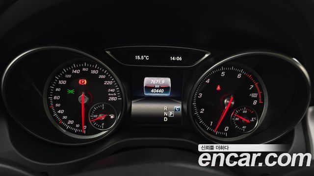 Mercedes-Benz GLA-Class (X156) GLA220 Premium 2019 — фото 8
