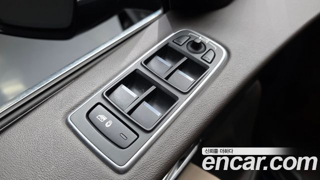 Jaguar F-PACE 20d Prestige 2020 — фото 19
