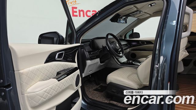 Kia Carnival (IV) Gasoline 9-seater Limousine(Special vehicle) 2021 — фото 11