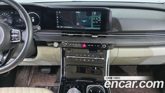 Kia Carnival (IV) Gasoline 9-seater Limousine(Special vehicle) 2021 — фото 13