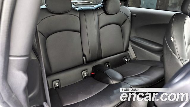 MINI Cooper Standard Third Generation 2014 — фото 11