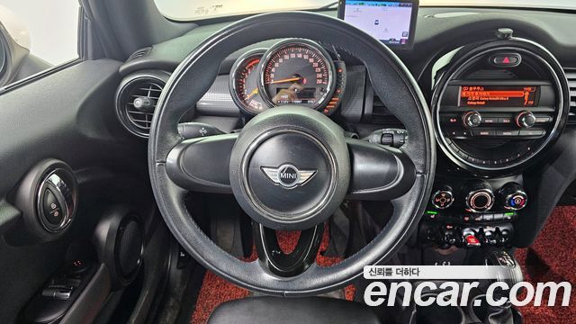 MINI Cooper Standard Third Generation 2014 — фото 13