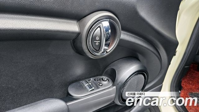 MINI Cooper Standard Third Generation 2014 — фото 16