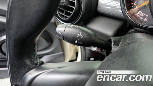 MINI Cooper Standard Third Generation 2014 — фото 18