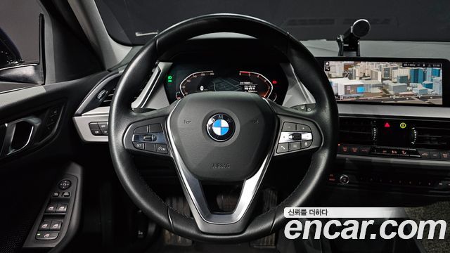 BMW 1 Series (F40) 118d Joy 2021 — фото 13
