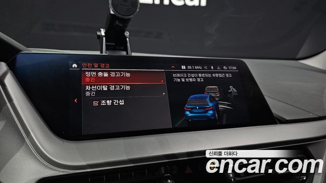 BMW 1 Series (F40) 118d Joy 2021 — фото 16