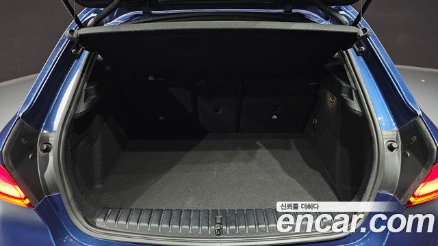 BMW 1 Series (F40) 118d Joy 2021 — фото 20