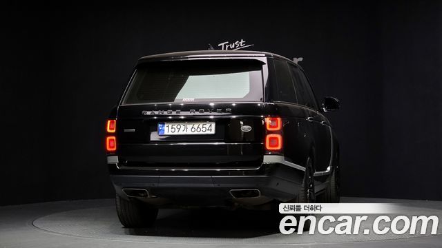 Land Rover Range Rover (IV) 4.4 SDV8 AB DIESEL 2018 — фото 4