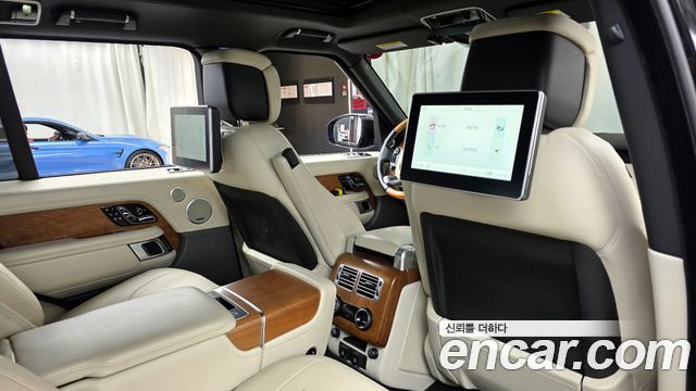 Land Rover Range Rover (IV) 4.4 SDV8 AB DIESEL 2018 — фото 17