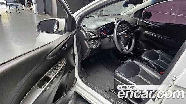 Chevrolet Spark LT 2019 — фото 10