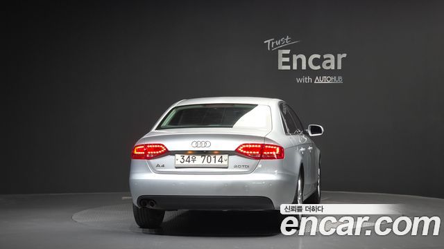 Audi A4 2.0 TDI B8 2012 — фото 4