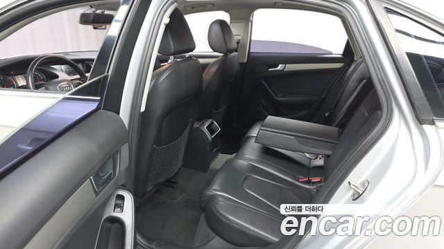 Audi A4 2.0 TDI B8 2012 — фото 11