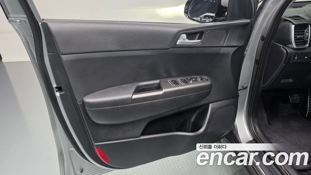 Kia Sportage The Bold Diesel 2.0 2WD Trendy 2021 — фото 24