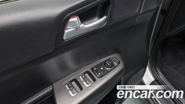 Kia Sportage The Bold Diesel 2.0 2WD Trendy 2021 — фото 29