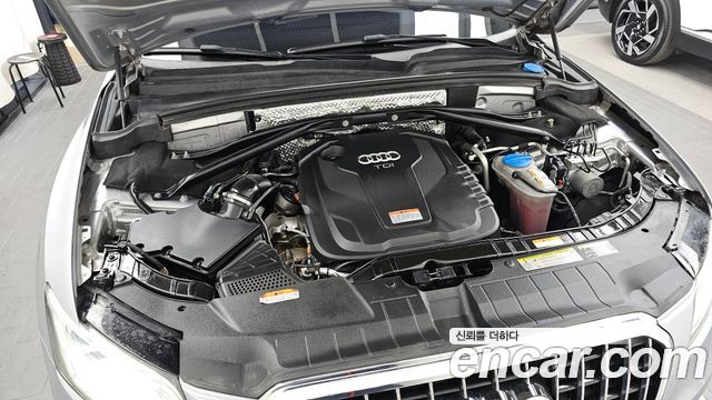 Audi Q5 35 TDI Quattro Dynamic 8R 2015 — фото 6