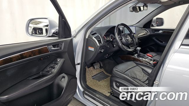 Audi Q5 35 TDI Quattro Dynamic 8R 2015 — фото 10