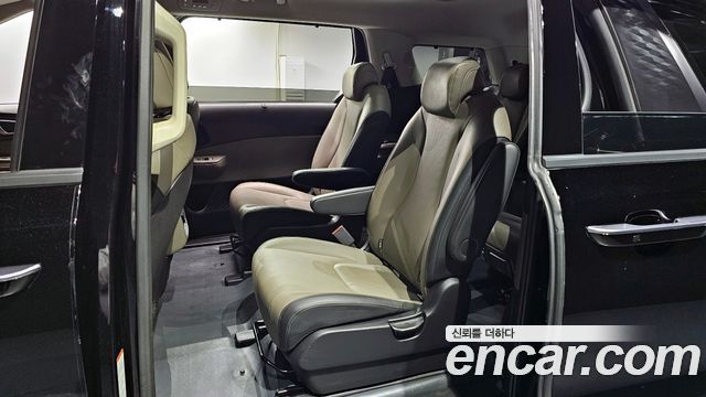 Kia Carnival (IV) Diesel 9-Seater Noblesse 2025 — фото 18