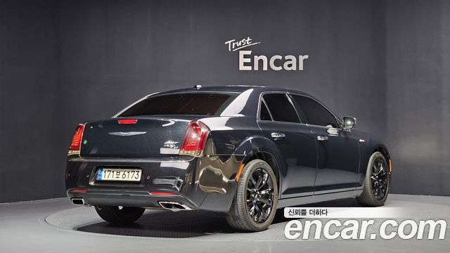 Chrysler 300C 3.6 2015 — фото 2