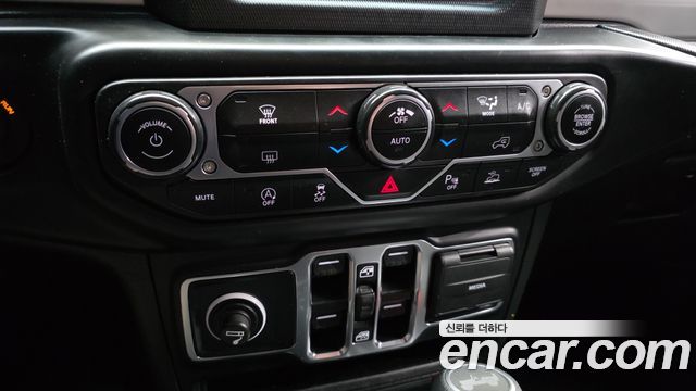 Jeep Wrangler (JL) 2.0 Sport 4Door Islander Edition 2021 — фото 17