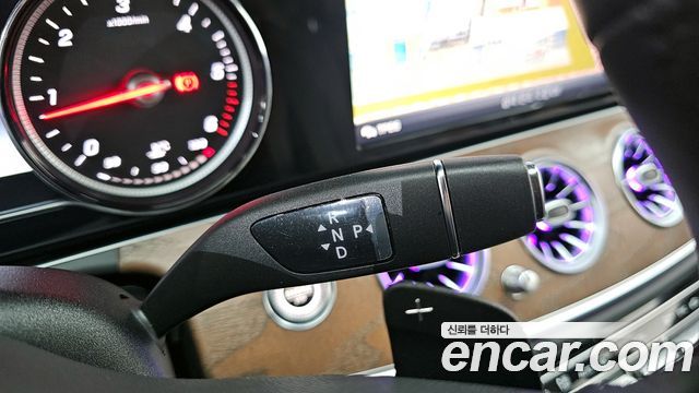 Mercedes-Benz E-Class (W213) E220d 4MATIC Exclusive 2020 — фото 9
