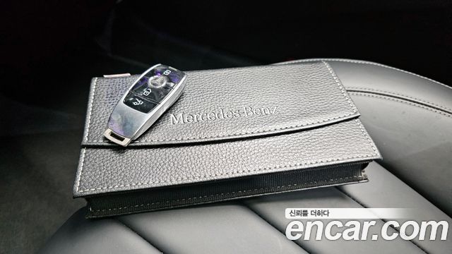 Mercedes-Benz E-Class (W213) E220d 4MATIC Exclusive 2020 — фото 29