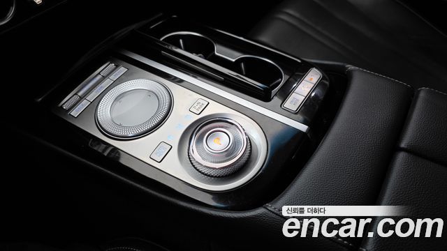 Genesis G80 (RG3) Gasoline 3.5 Turbo AWD 2022 — фото 9