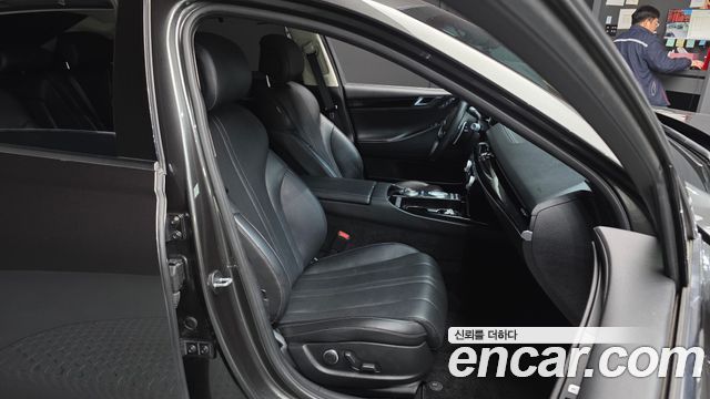 Genesis G80 (RG3) Gasoline 3.5 Turbo AWD 2022 — фото 12