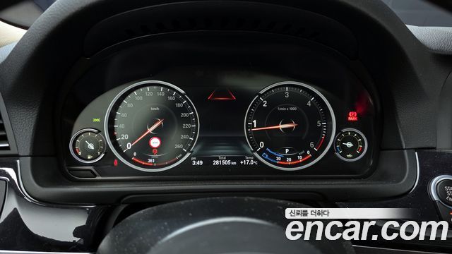 BMW 5 Series (F10) 520d xDrive M Aero Dynamic 2016 — фото 8
