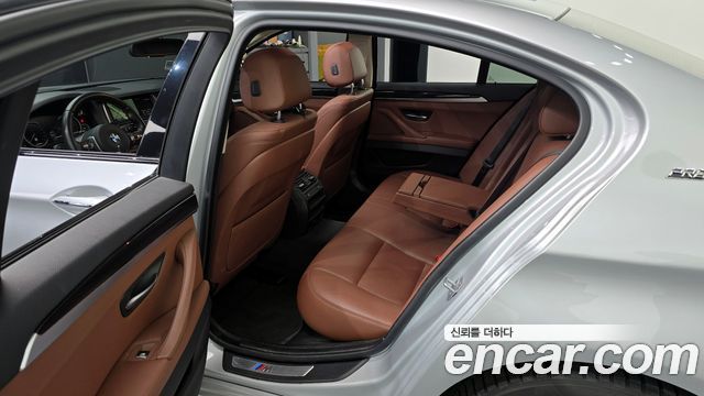 BMW 5 Series (F10) 520d xDrive M Aero Dynamic 2016 — фото 15