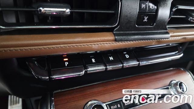 Lincoln Aviator (II) 3.0 Reserve  AWD 2022 — фото 9