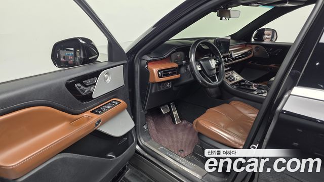 Lincoln Aviator (II) 3.0 Reserve  AWD 2022 — фото 10