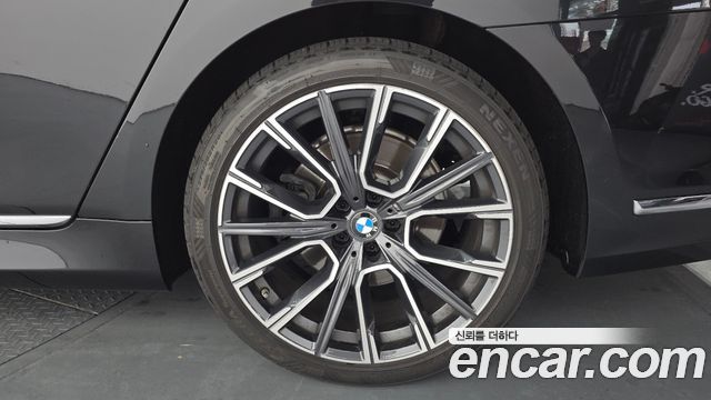 BMW 7 Series (G11) 740Li xDrive M Sport Package 2020 — фото 5