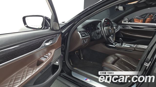 BMW 7 Series (G11) 740Li xDrive M Sport Package 2020 — фото 11