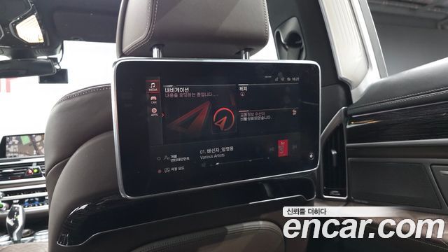 BMW 7 Series (G11) 740Li xDrive M Sport Package 2020 — фото 18